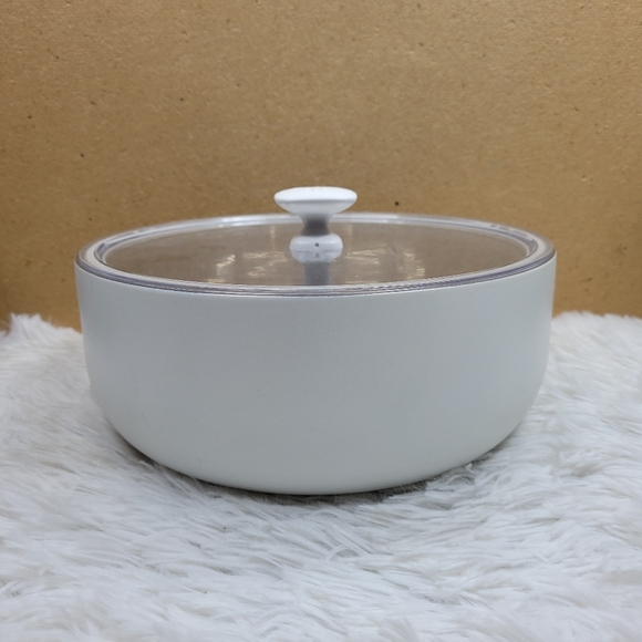 Pampered Chef Insulated Serving Bowl